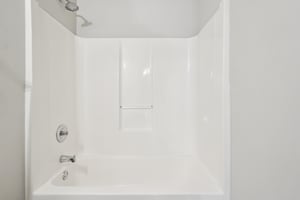 Rolling Meadow Dr SW-L0105-036.jpg