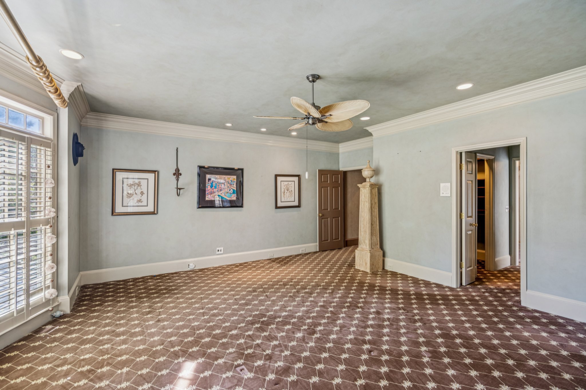 Local_Flavor_Films_5318 Brooke Farm Dr, Dunwoody, GA 30338-101.jpg
