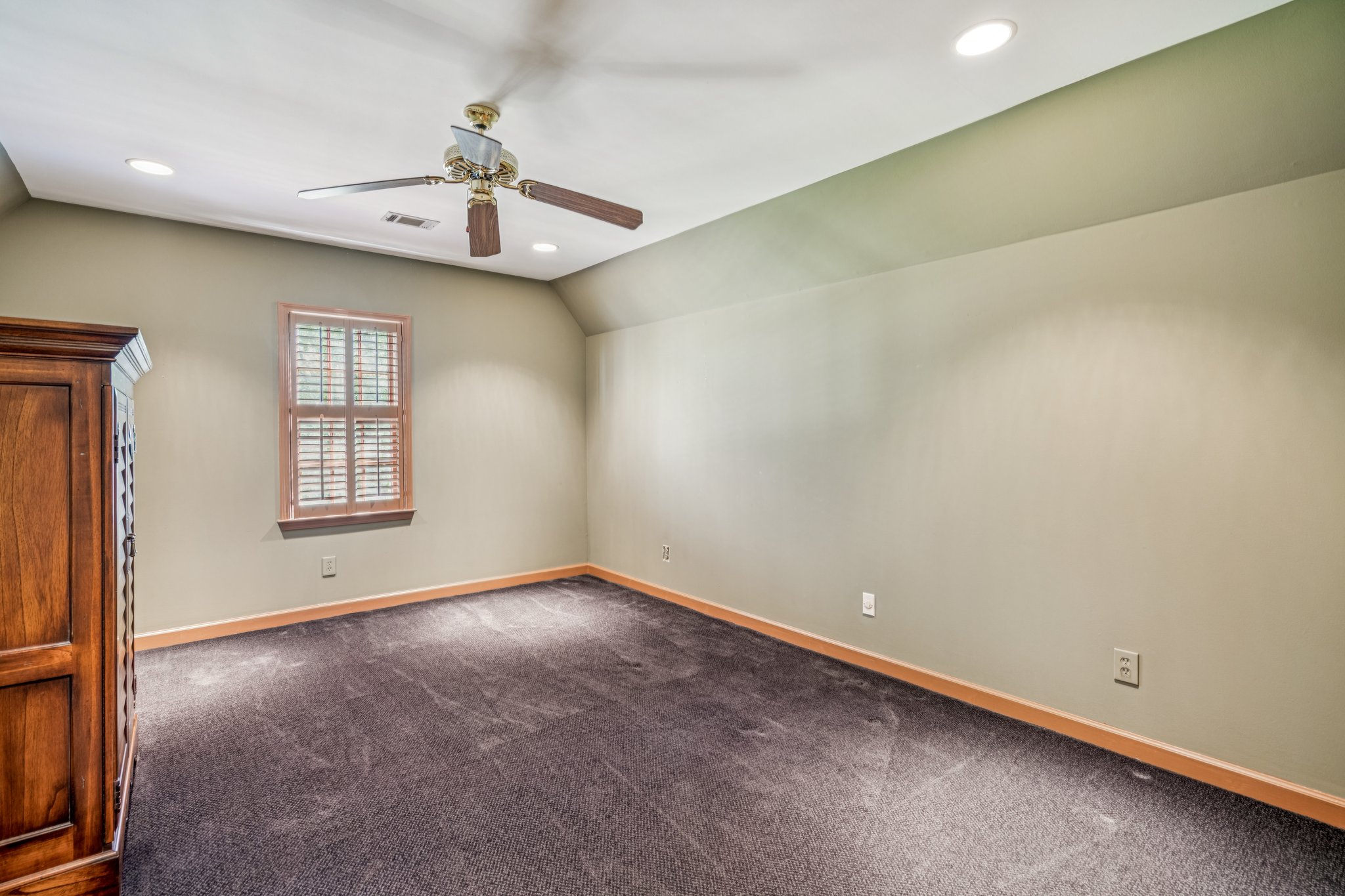 Local_Flavor_Films_5318 Brooke Farm Dr, Dunwoody, GA 30338-151.jpg