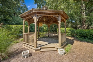Local_Flavor_Films_5318 Brooke Farm Dr, Dunwoody, GA 30338-271.jpg