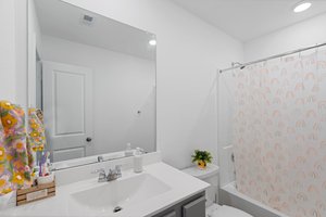  Photo 31