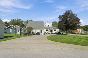  Photo 41