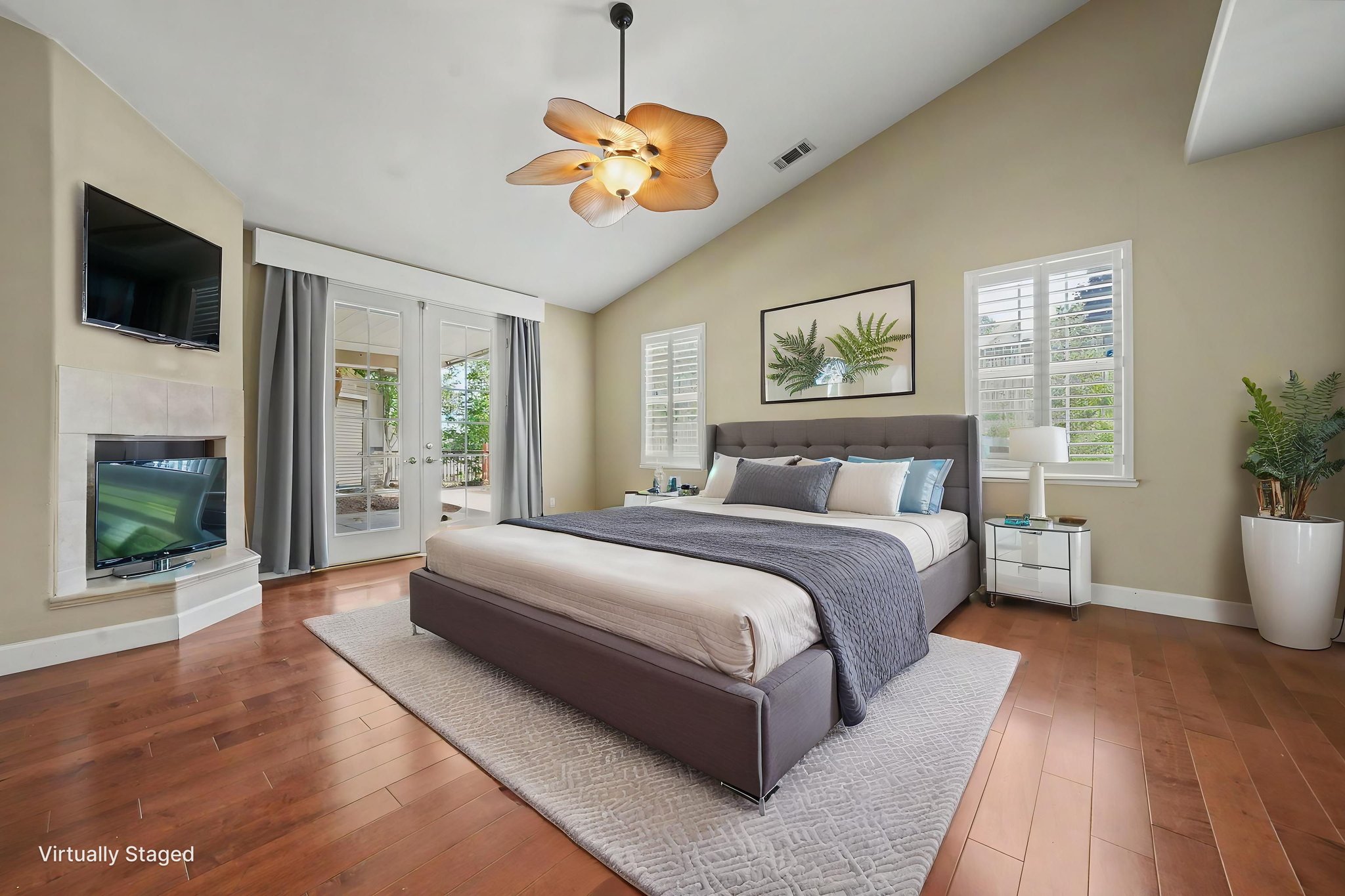 FILE129 virtually staged.jpeg