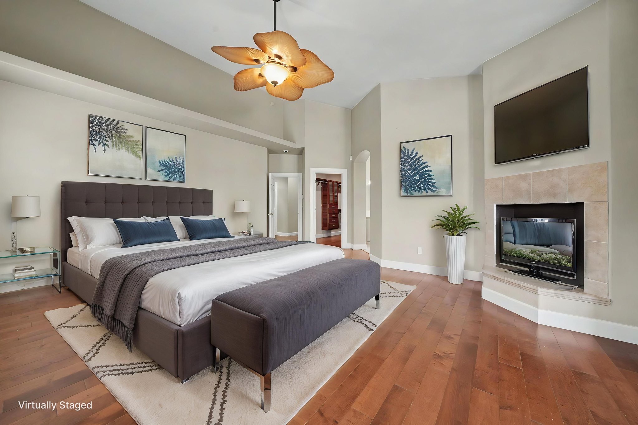 FILE135 virtually staged.jpeg