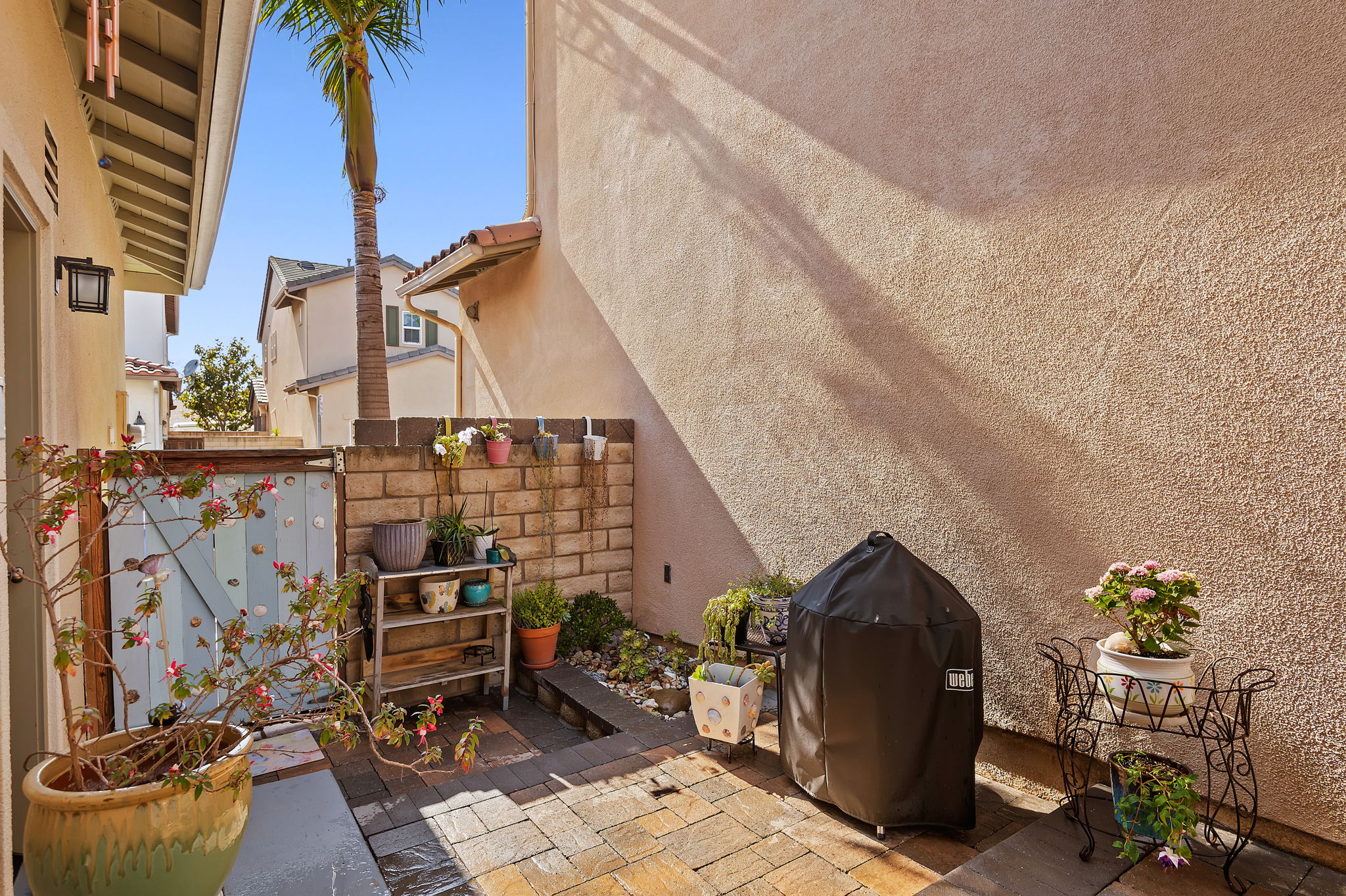 14 - Patio