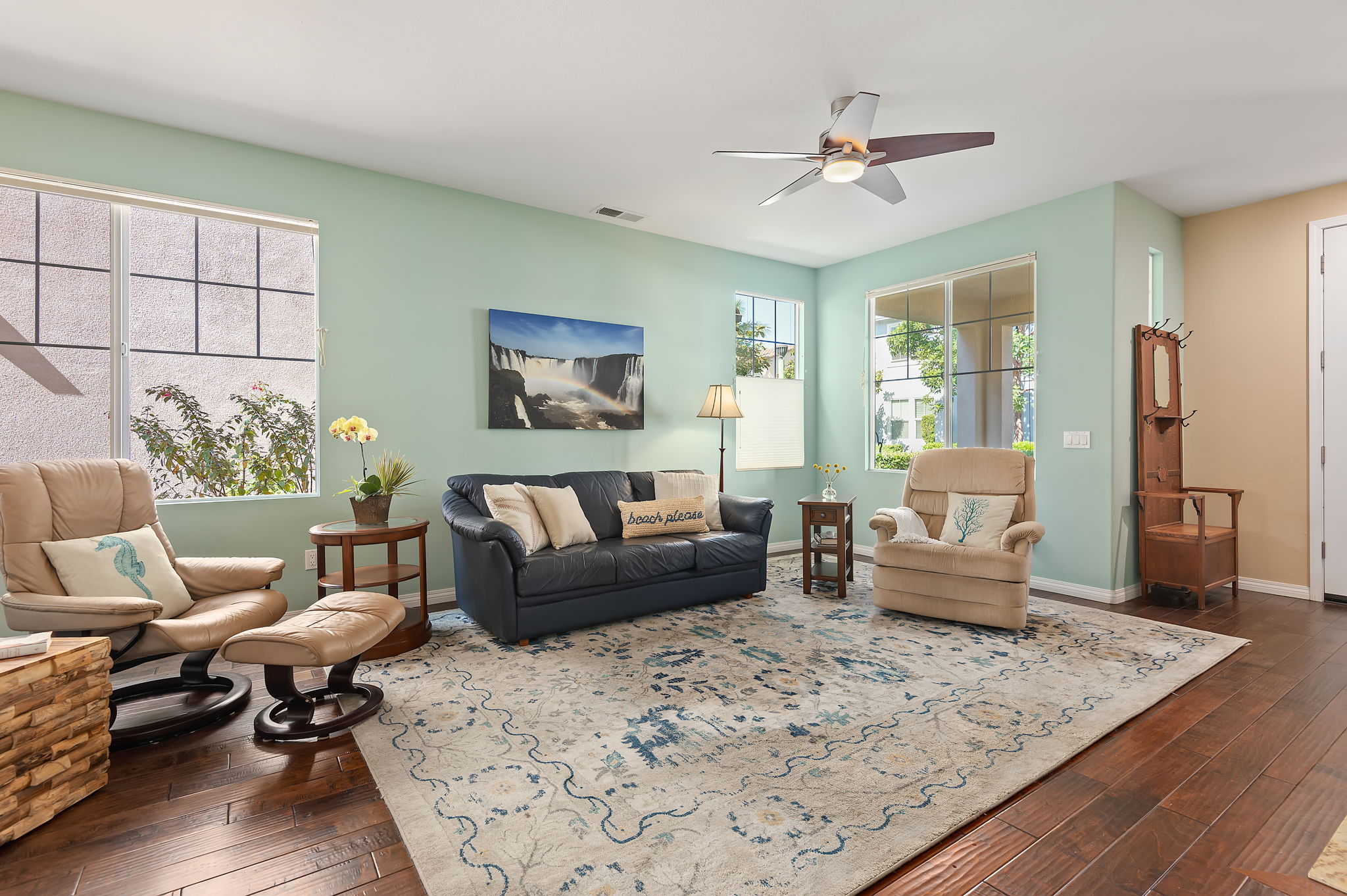 08 - LIving Room