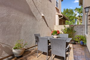 13 - Patio