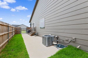  Photo 48