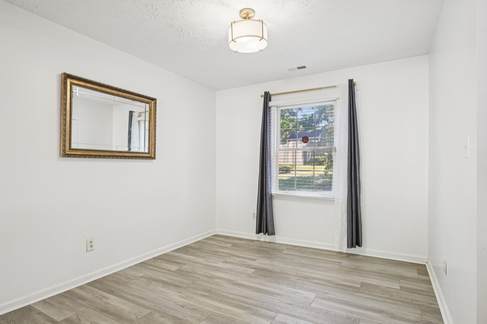 Spring Pines Way-S0509-009.jpg