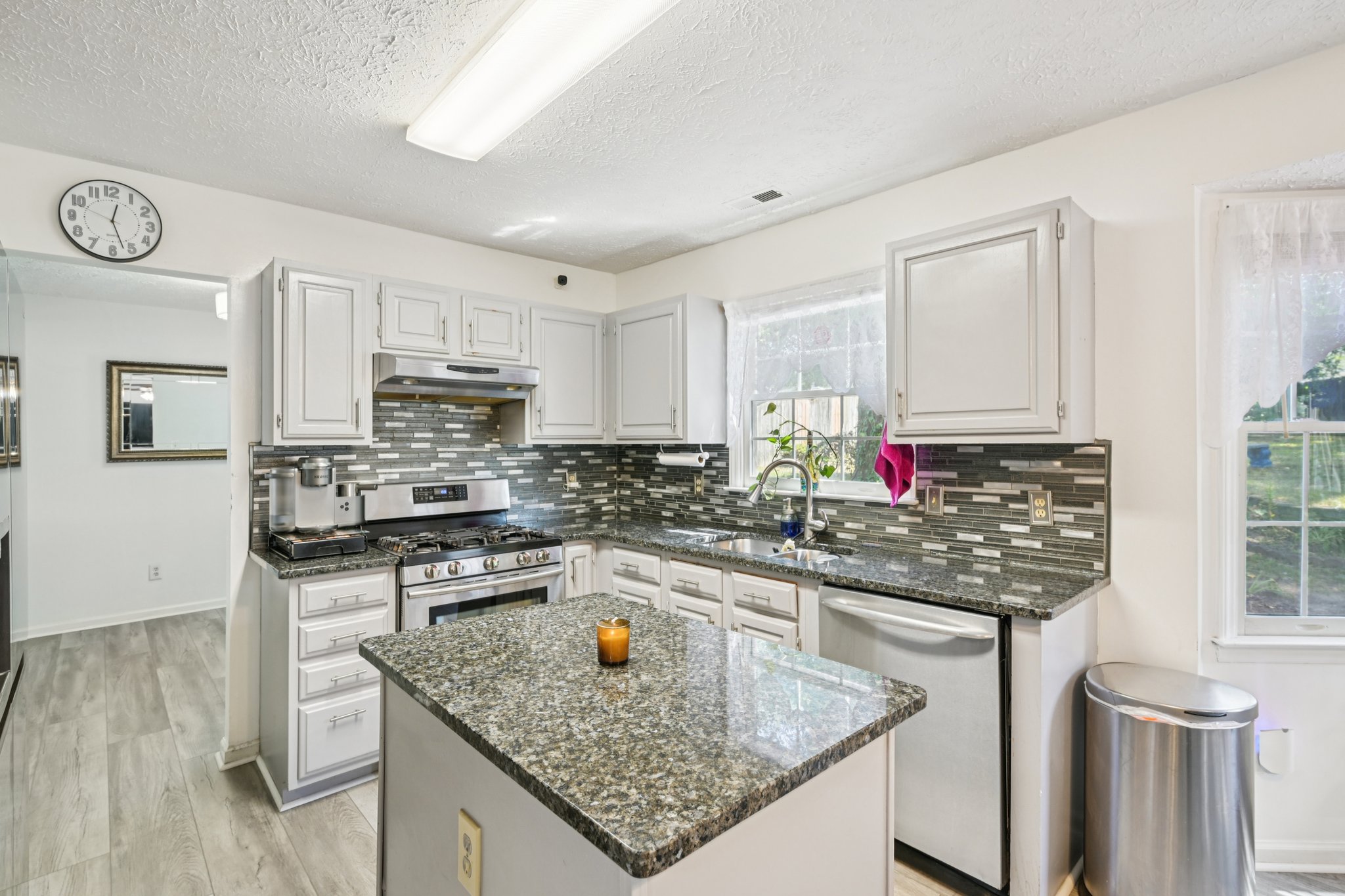 Spring Pines Way-S0509-019.jpg