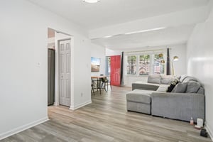 Spring Pines Way-S0509-006.jpg