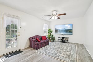 Spring Pines Way-S0509-011.jpg