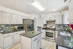 Spring Pines Way-S0509-020.jpg