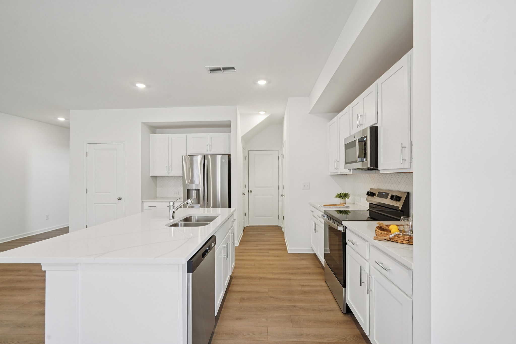 Frontier Ct-S2512-011.jpg