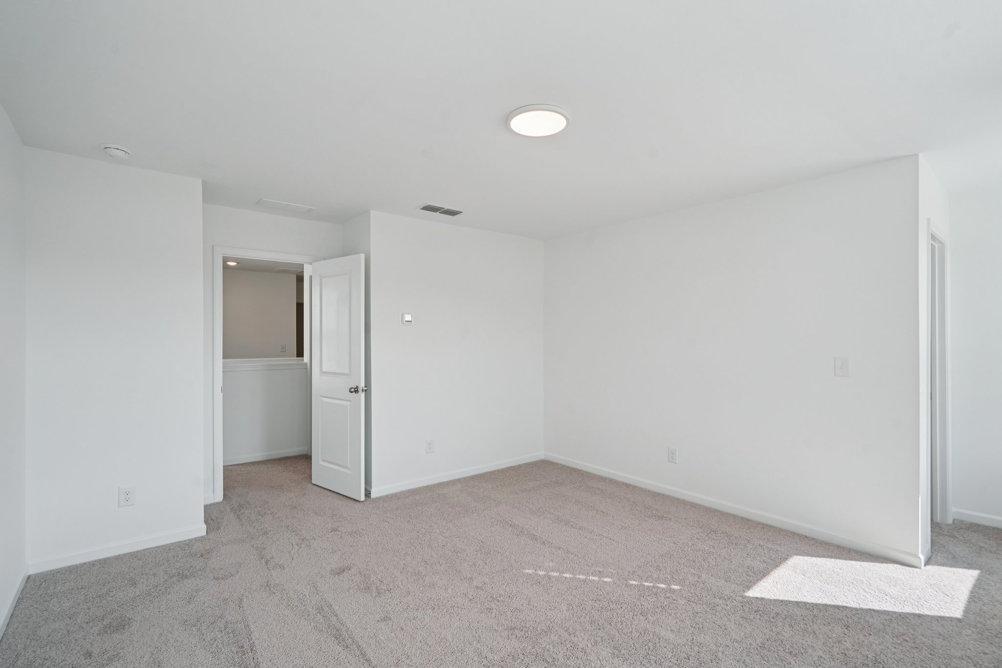 Frontier Ct-S2512-018.jpg