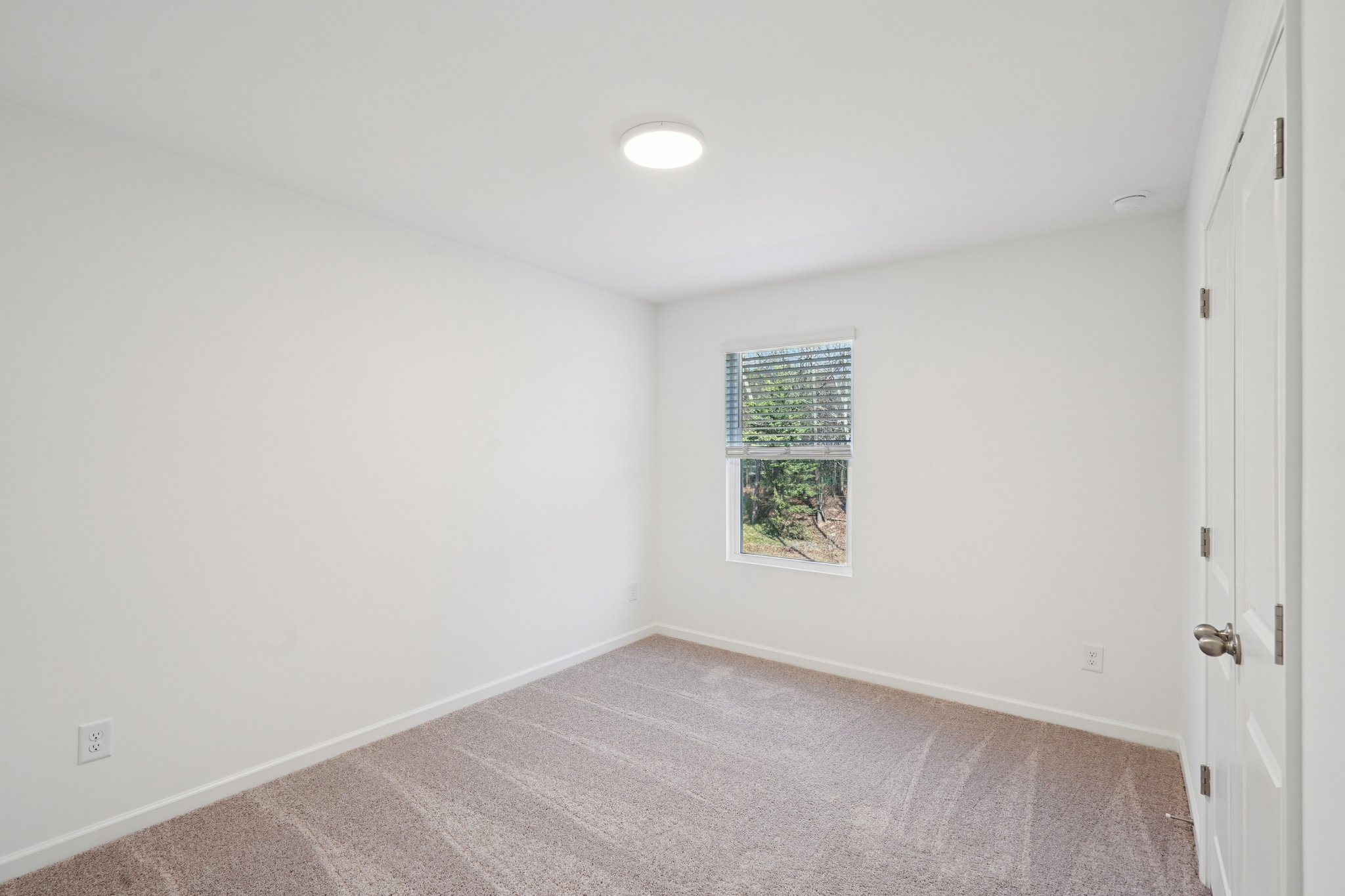 Frontier Ct-S2512-025.jpg