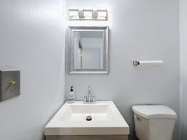  Photo 52