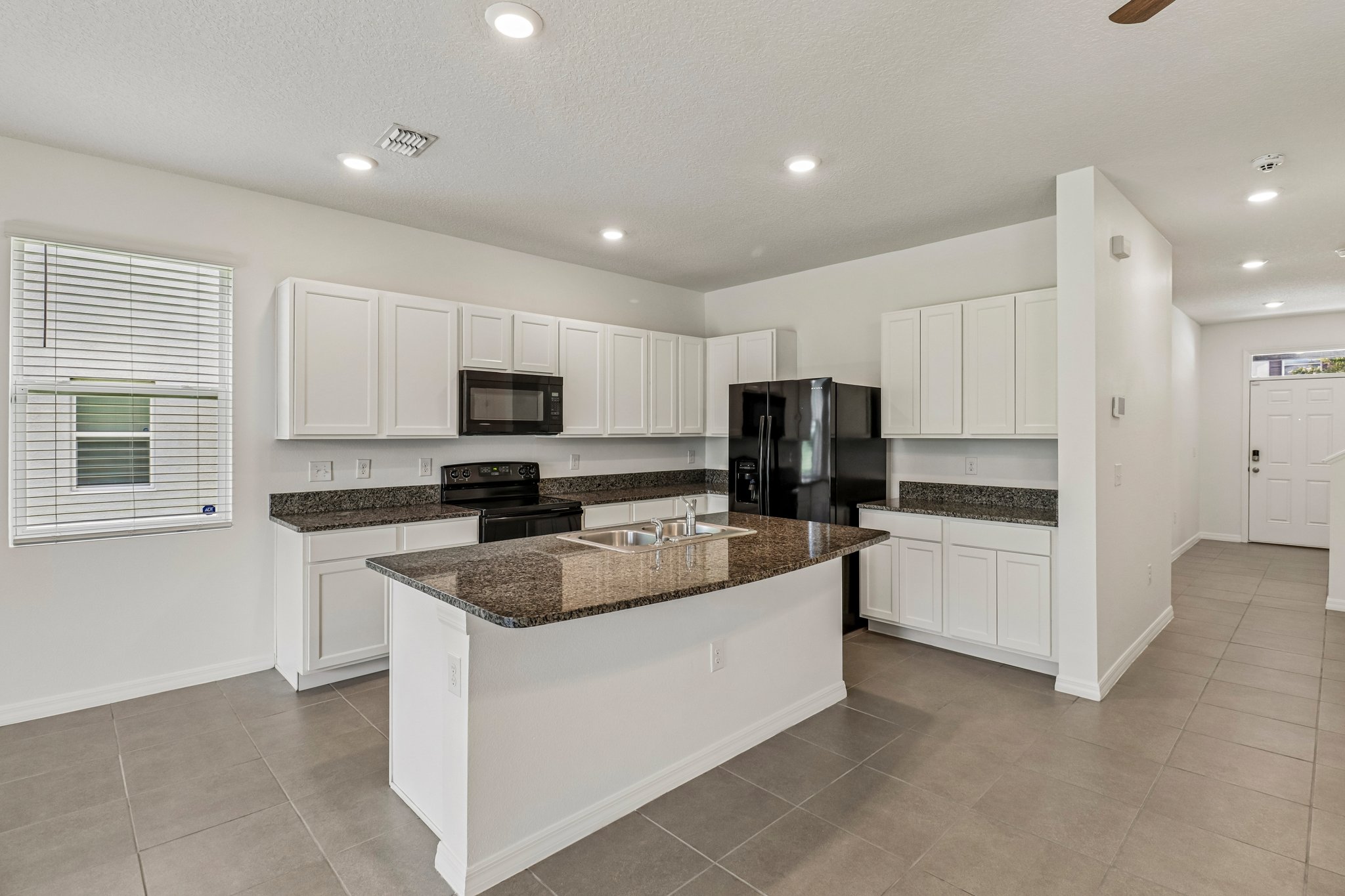 Loblolly Ln-S2107-009.jpg