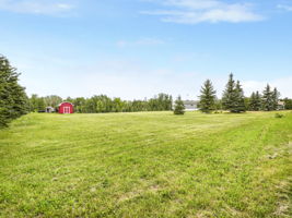 Photo 32