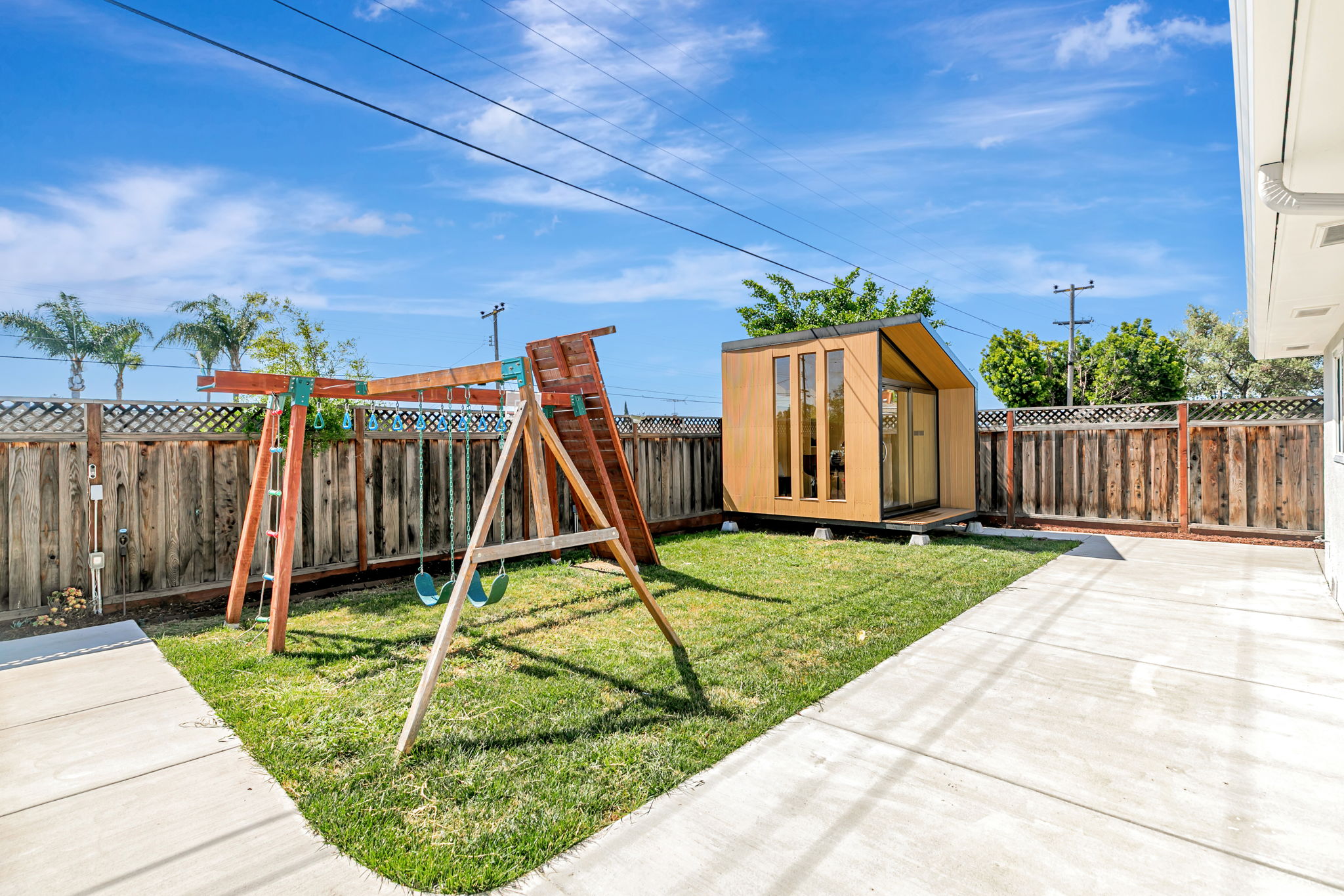 046_5324 Selma Ave