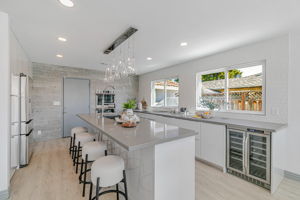 013_5324 Selma Ave