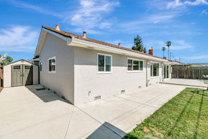 041_5324 Selma Ave