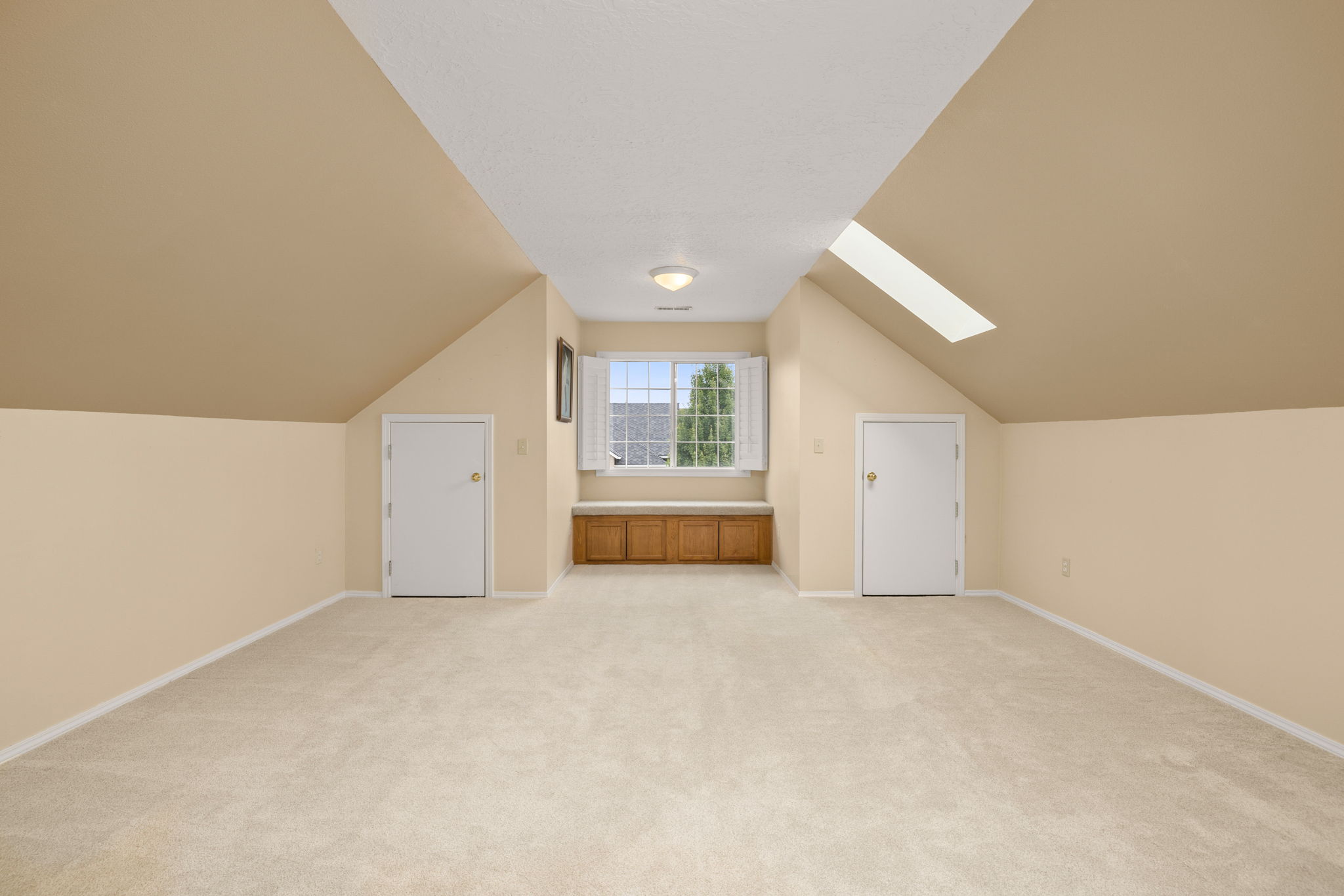 Bonus Room - Upper Level
