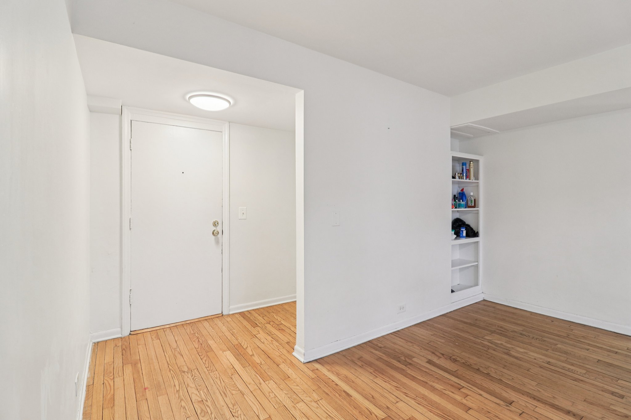 N Francisco Ave G-S0403-006.jpg