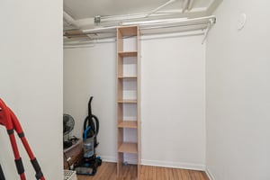 N Francisco Ave G-S0403-018.jpg