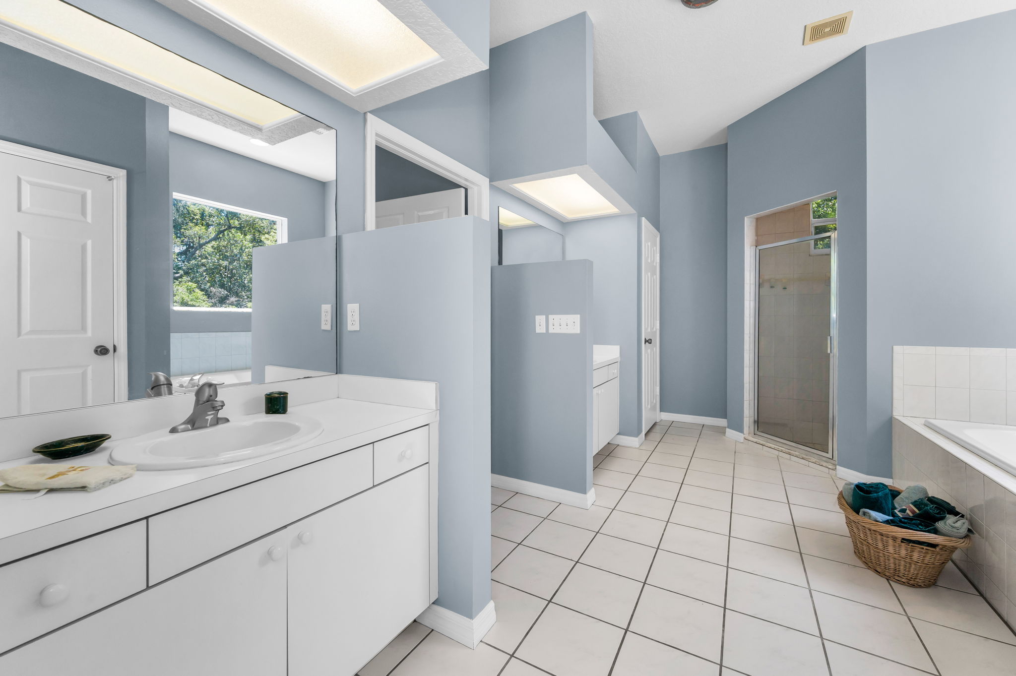 Primary Bathroom1a