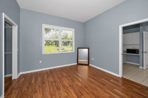 Guest Bedroom3a