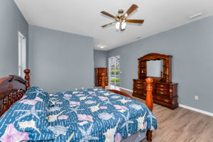 Primary Bedroom1c