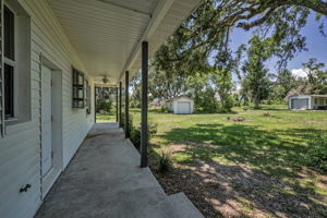 Side Porch2