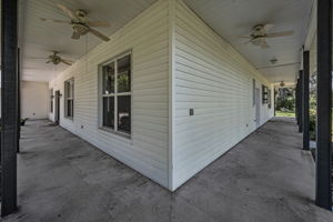 Side Porch4