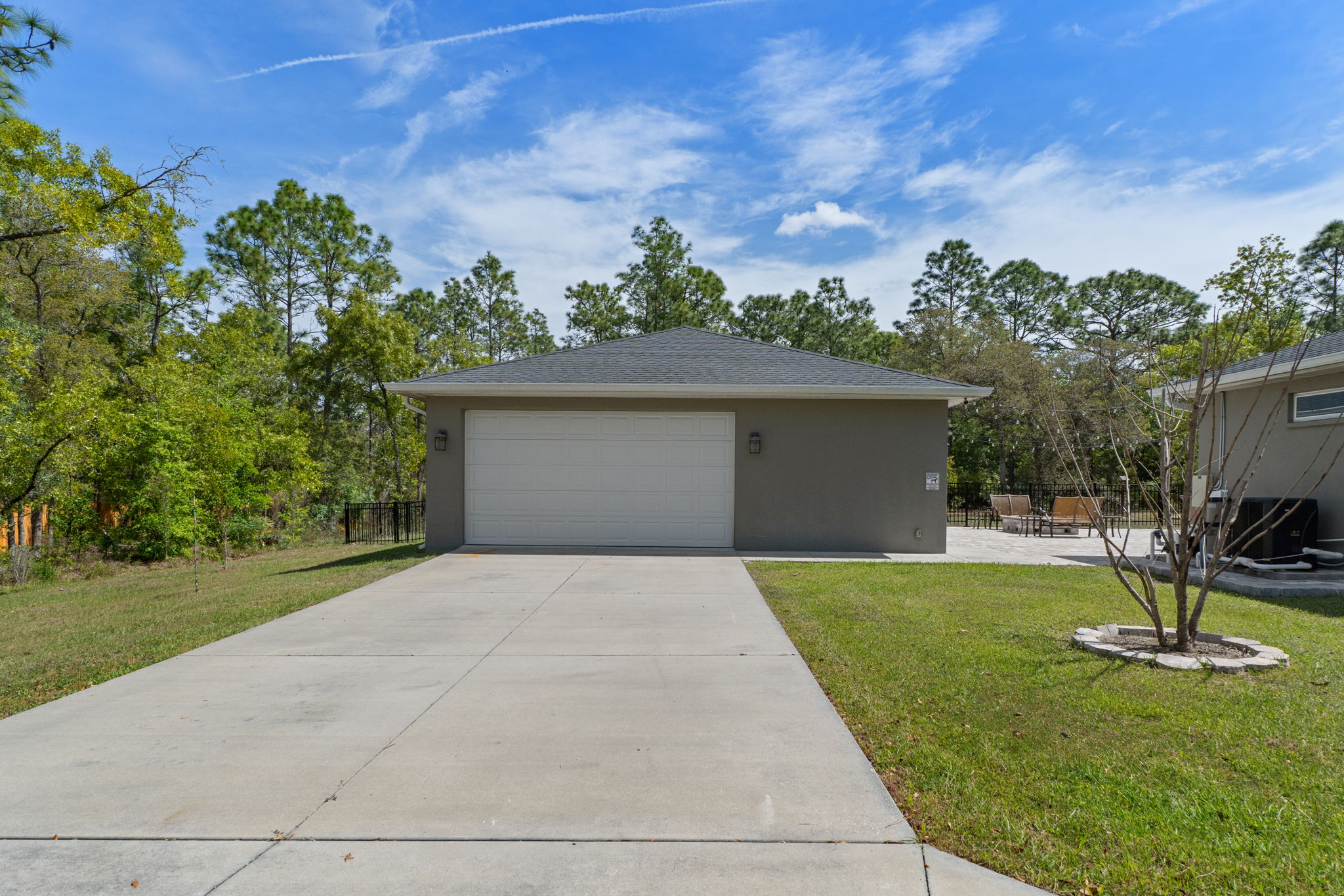 Detached 2+ car garage has interior dimensions of 28'3" x 28'11".