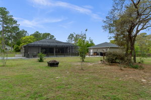 View of back of the lanai and house.