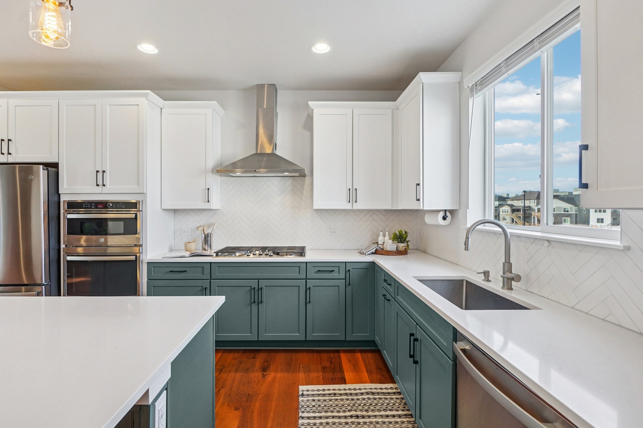 Quail St-L0202-020.jpg