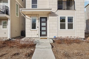 Quail St-L0202-004.jpg