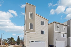 Quail St-L0202-005.jpg