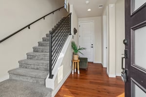 Quail St-L0202-010.jpg