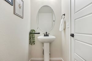 Quail St-L0202-026.jpg