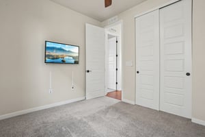 Quail St-L0202-030.jpg