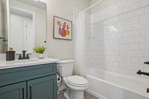 Quail St-L0202-032.jpg