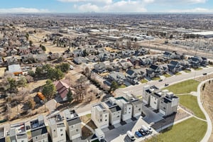 Quail St-L0202-057.jpg