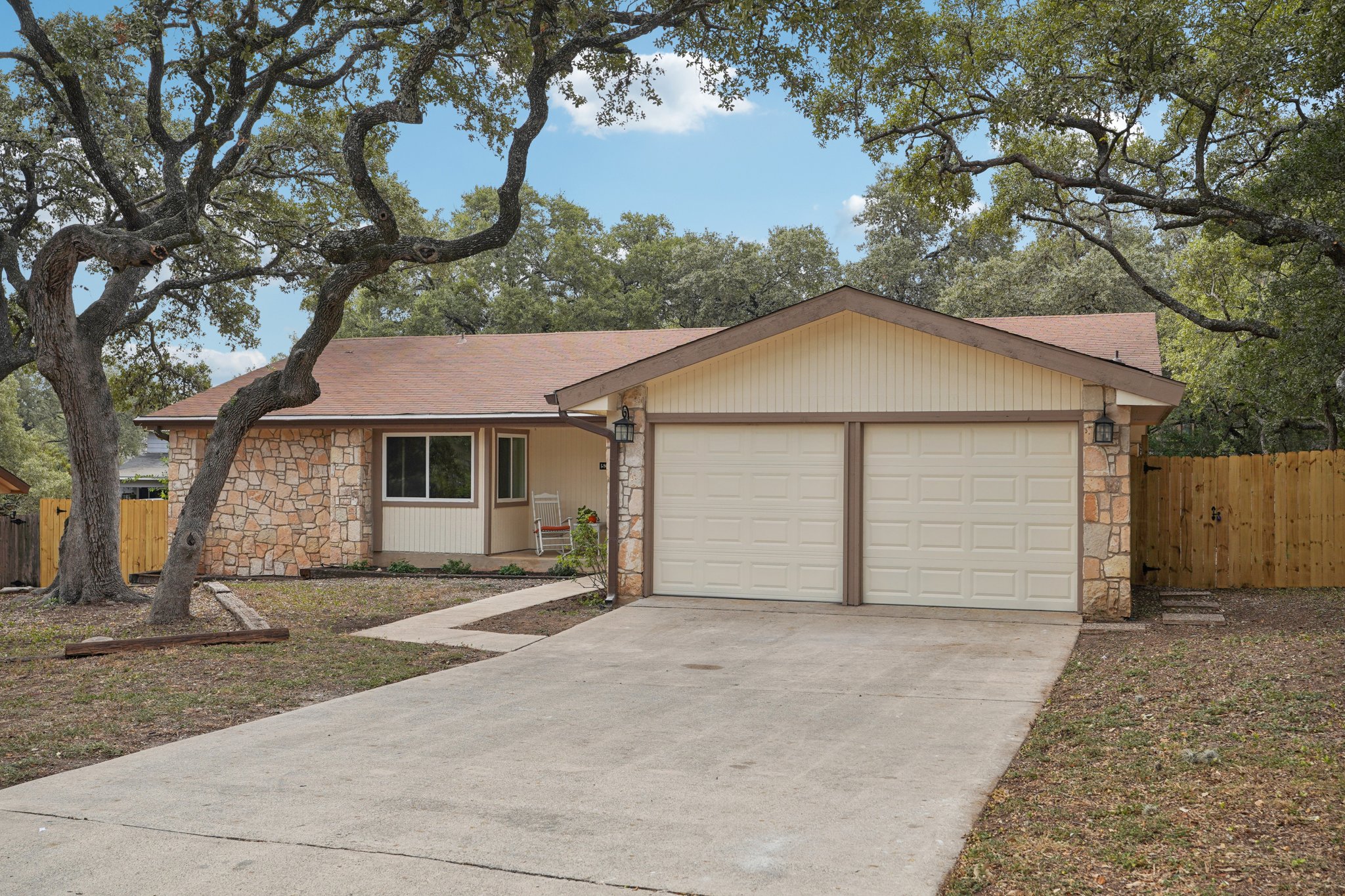 Timber Glade St-S2210-003.jpg