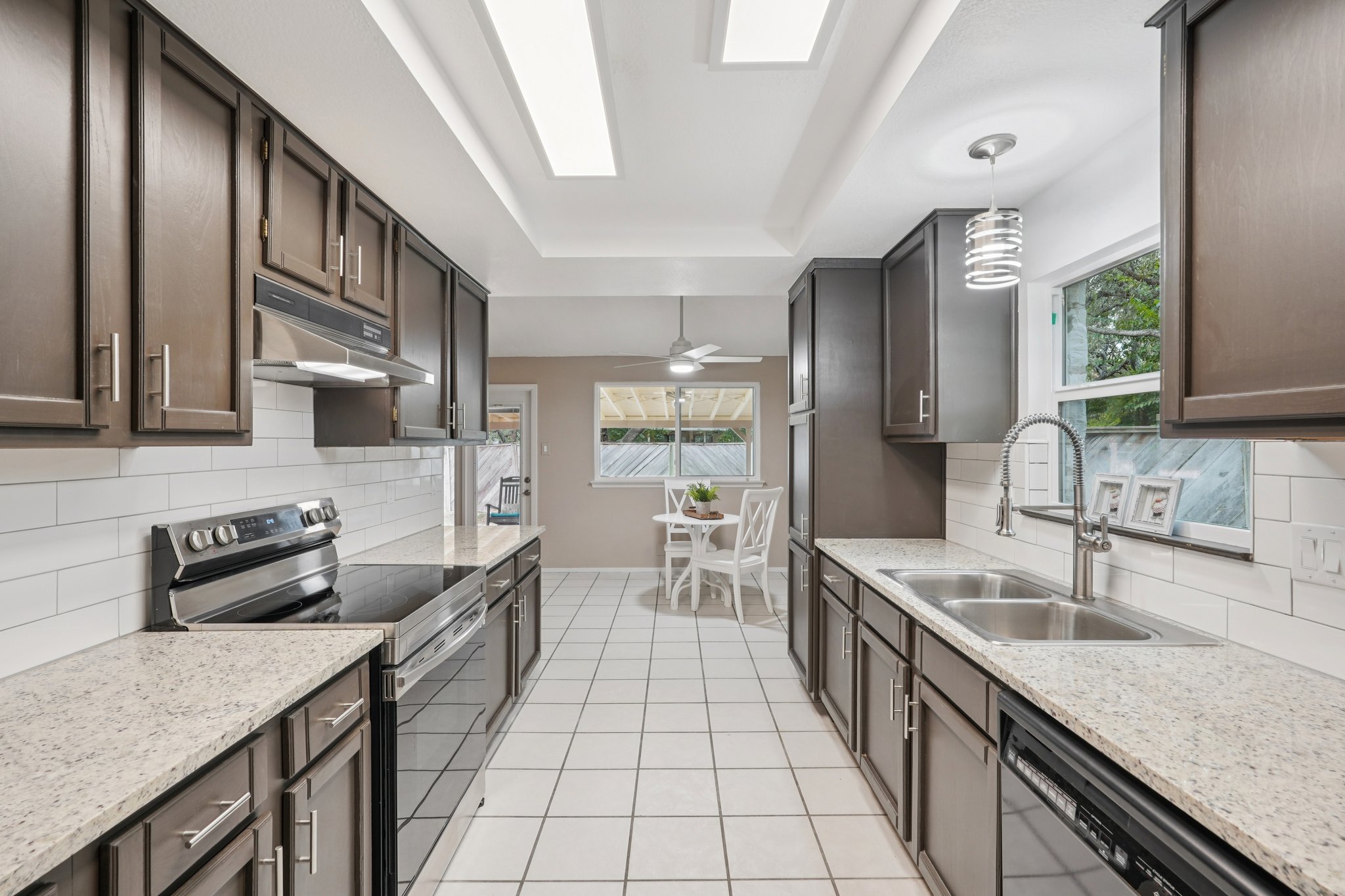 Timber Glade St-S2210-013.jpg