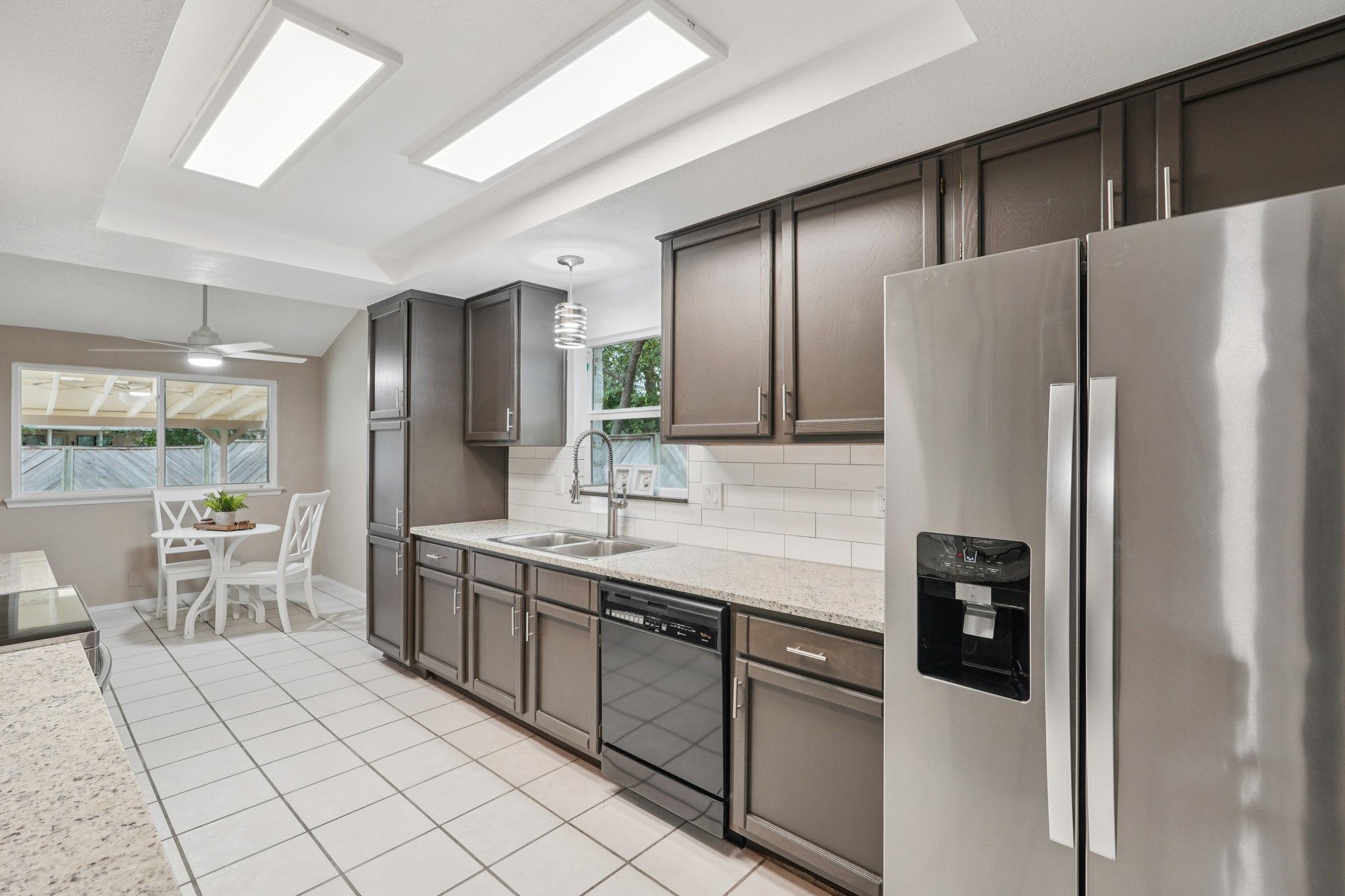 Timber Glade St-S2210-015.jpg