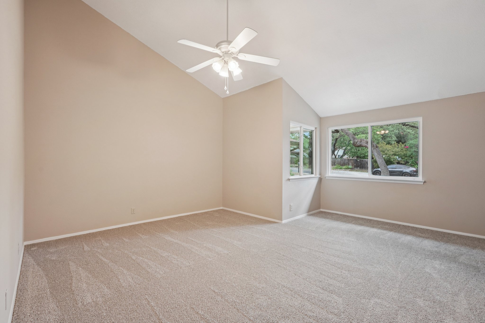 Timber Glade St-S2210-029.jpg