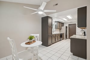 Timber Glade St-S2210-012.jpg