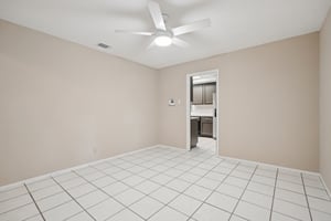 Timber Glade St-S2210-017.jpg